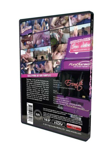 Die Blonde mit dem großen Bus • Porno in der Öffentlichkeit • Eronite DVD Shop